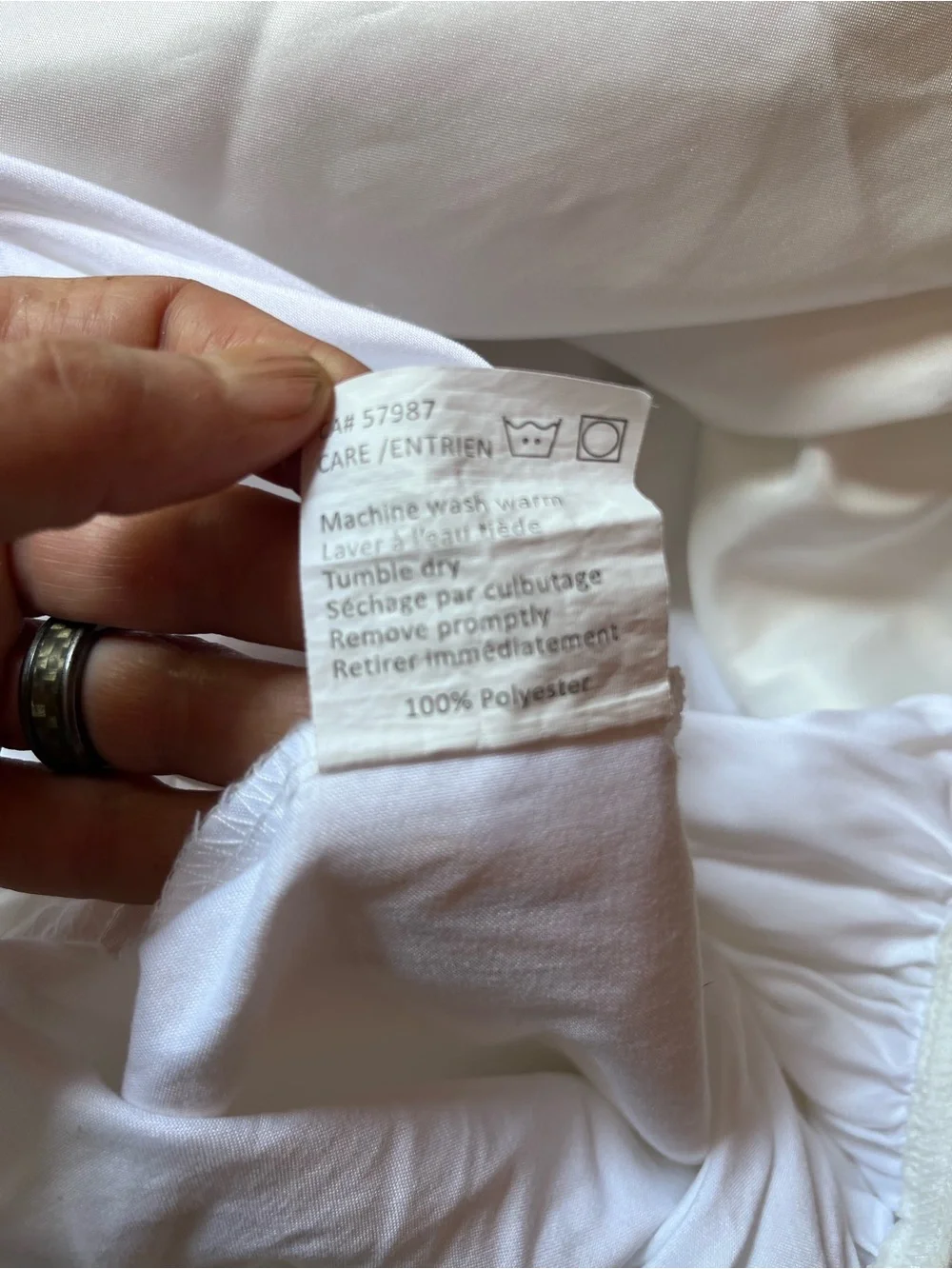 Comfort Linen Inc. fitted sheet with satin panel